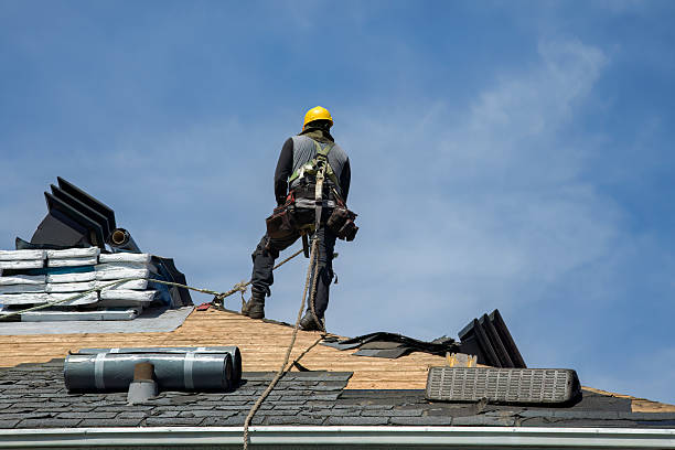 Professional Gutter Installation technician working in Lynchburg, MS